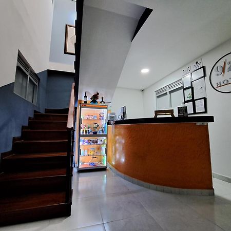 Hotel 9-25 Pereira Esterno foto